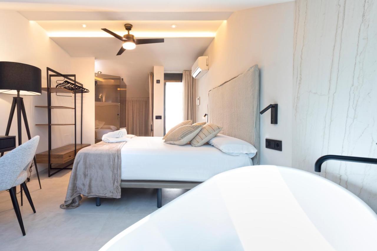 Magnificent Renovated 2Bd 2Bth Duplex With Terrace - City Centre Malaga Ngoại thất bức ảnh